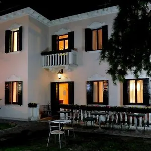 Crispi Casa rural Mestre